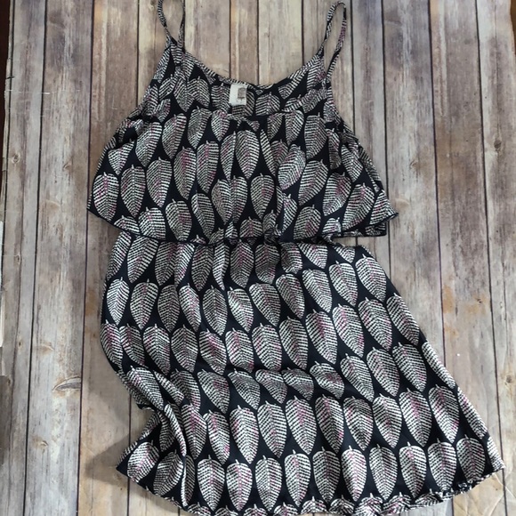 Francesca’s Dress Size Medium D34 - Picture 2 of 3